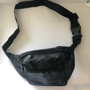 Trendy fanny pack from Boohoo